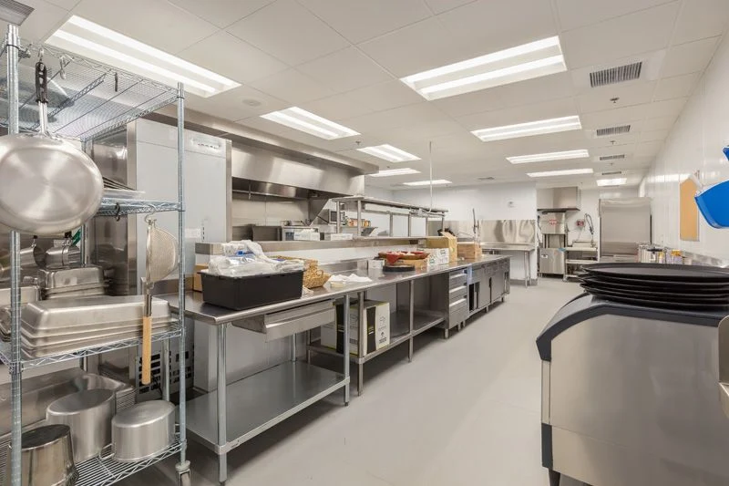 Image of The Courtyard at Westhills Village (6)