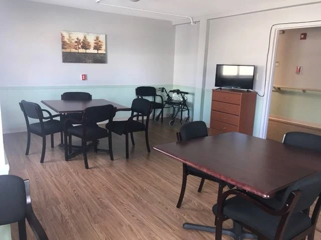 Image of Rehabilitation & Nursing Center At Everett (The) (2)