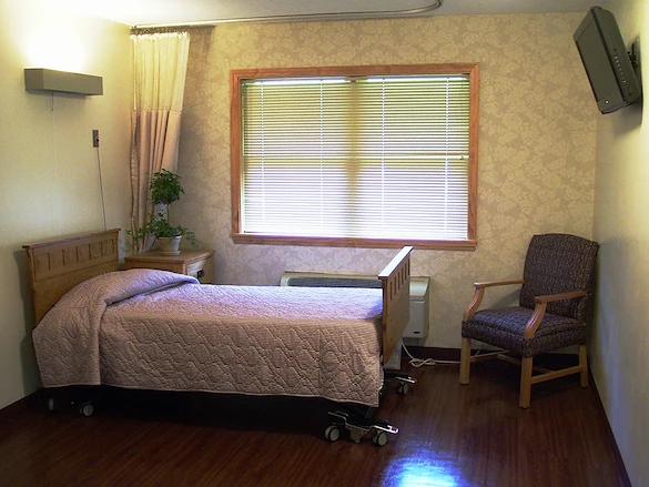 Image of Rae Ann Suburban (5)