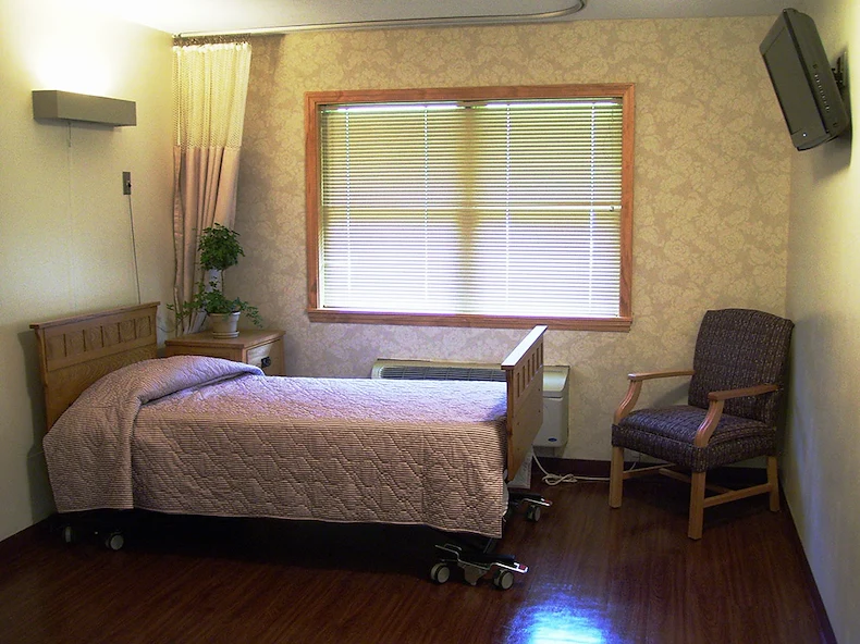 Image of Rae Ann Suburban (5)