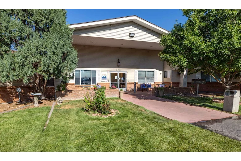Image of Lakeshore Post Acute Rehabilitation Center (1)