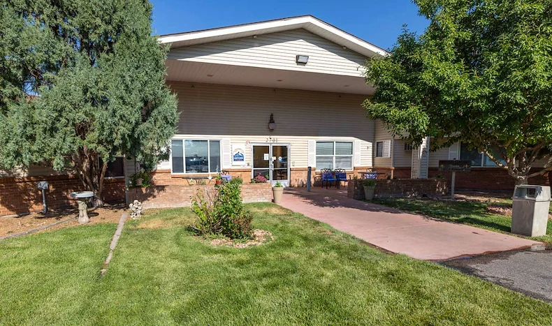 Image of Lakeshore Post Acute Rehabilitation Center (1)