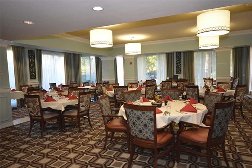 Image of Pinecrest Skilled Nursing (3)