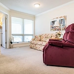 Image of Twin Oaks Assisted Living (2)