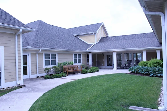 Image of Fox Run Manor (2)