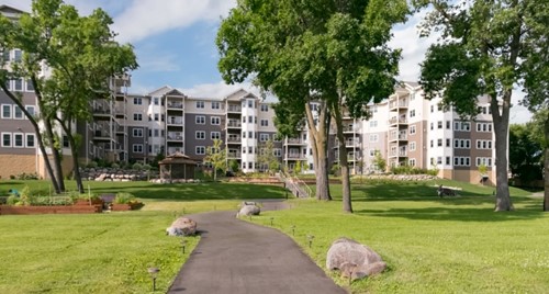 Image of Applewood Pointe of Champlin Cooperative (2)