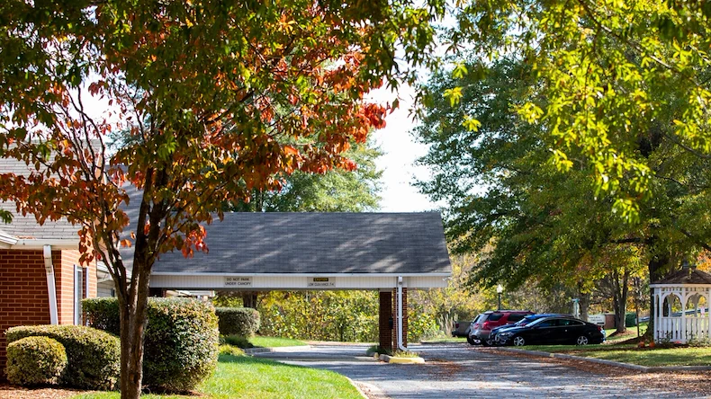 Image of Carriage Hill Retirement (2)