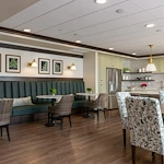 Image of Amira Bloomington (3)