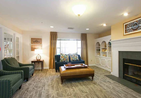 Image of Carriage House Senior Living Community (10)