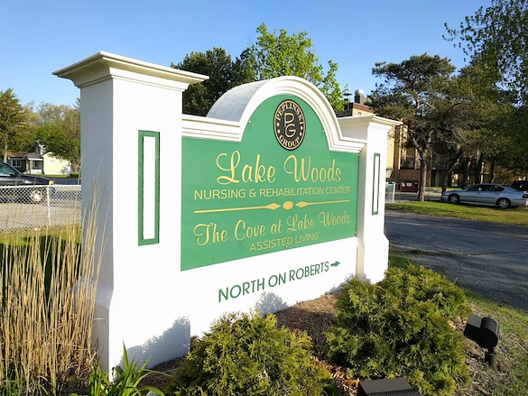 Image of Lake Woods Nursing & Rehabilitation (1)
