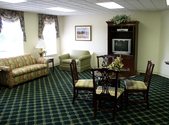 Image of Evangelical Home - Saline (3)