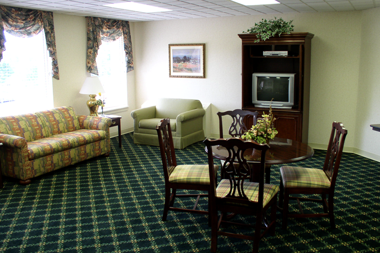 Image of Evangelical Home - Saline (3)