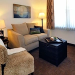 Image of Alden Gardens and Courts of  Des Plaines (7)