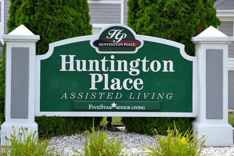 Image of Huntington Place (2)