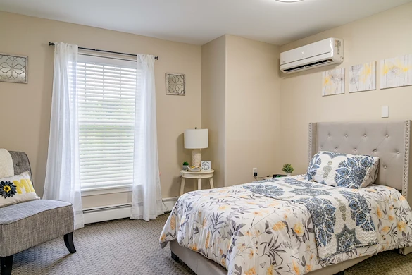 Image of Benchmark Senior Living at Waltham Crossings (6)