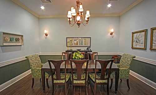 Image of Benton House of Grayson (8)