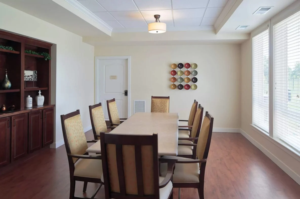 Image of Linden Woods Village (7)