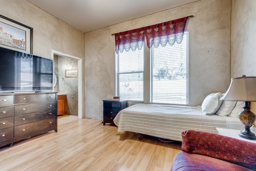 Image of Pinnacle Peak Assisted Living Home (6)