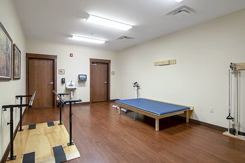 Image of Edgewood Jamestown Senior Living (10)