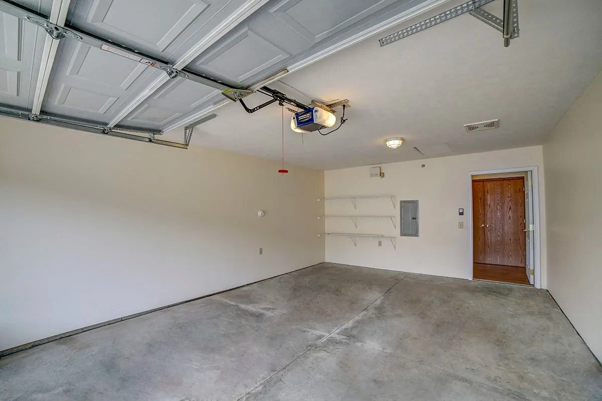 Image of Lightner Greene (8)