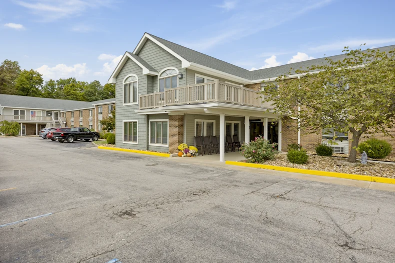 Image of Stonebridge Oak Tree (1)