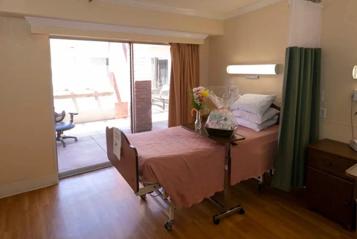 Image of Brookfield Healthcare Center (6)