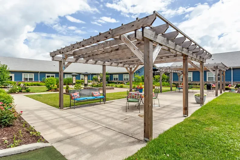 Image of Arlington Place Senior Living (2)