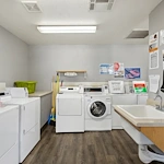 Image of Henderson Manor (10)