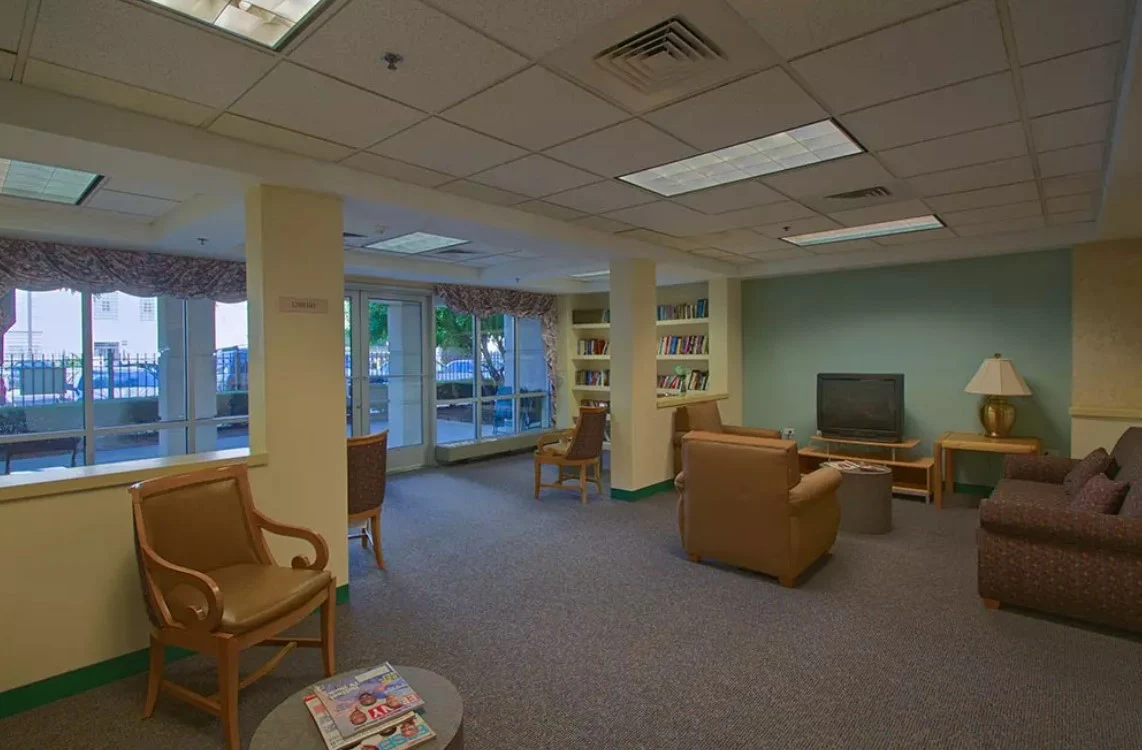 Image of Senior Suites of Central Station (2)