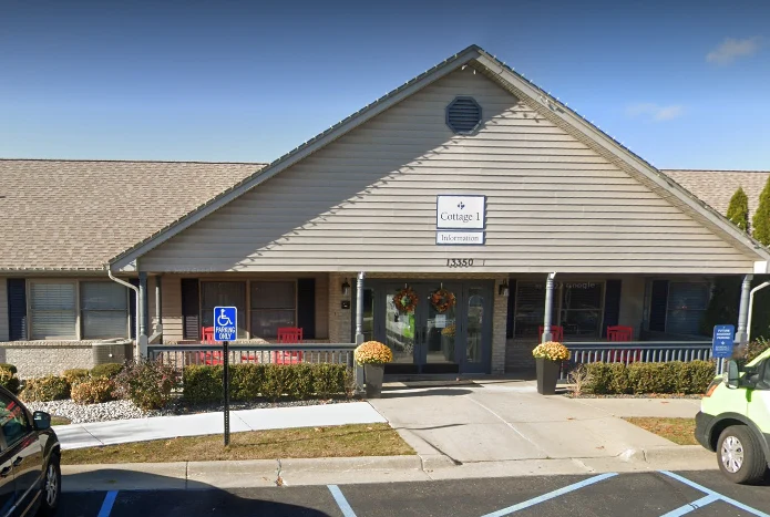 Image of The Courtyard at Sterling Heights (1)