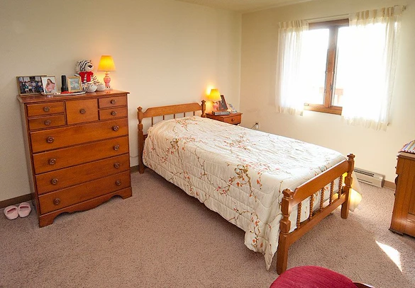 Image of Riverside Manor Apartments (4)