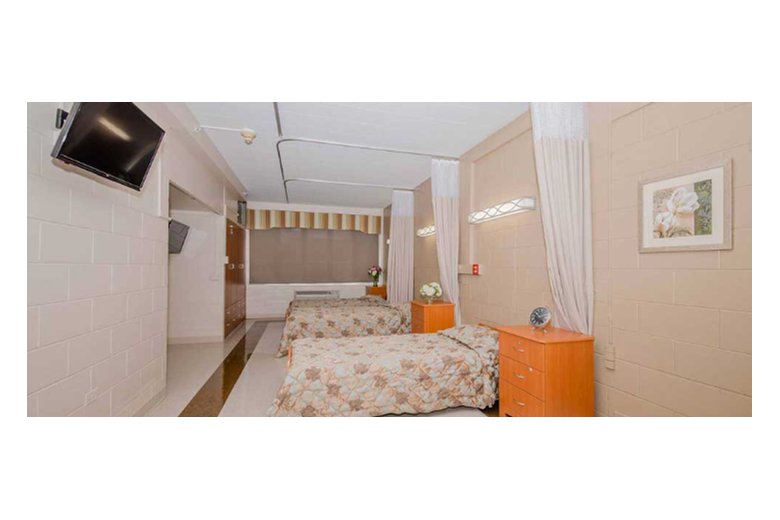 Image of Aperion Care Burbank (5)