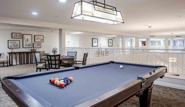 Image of Creekside Oaks Retirement Community (4)