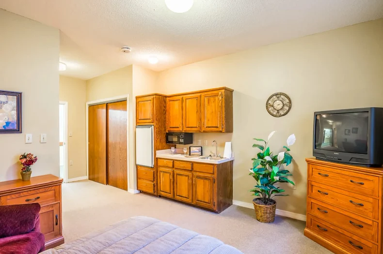 Image of Saunders House (7)