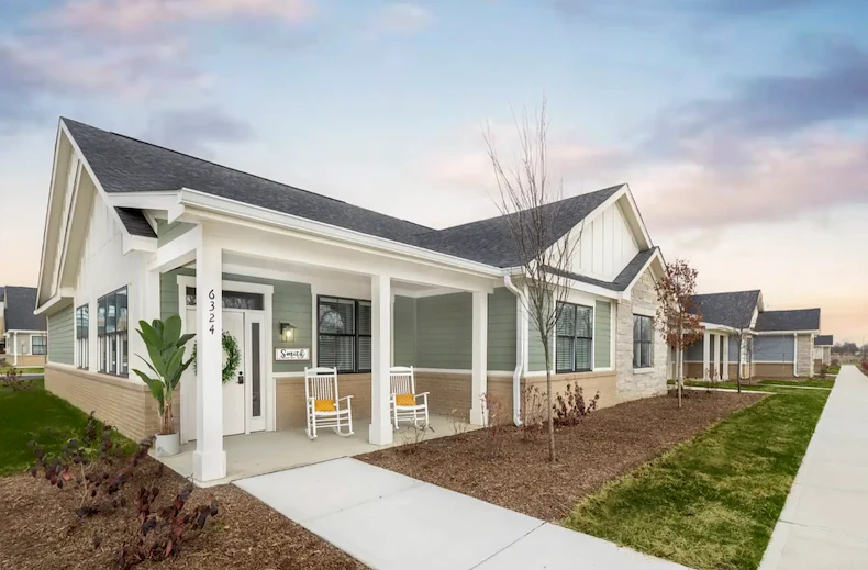 Image of Charter Senior Living of Gateway Park (2)