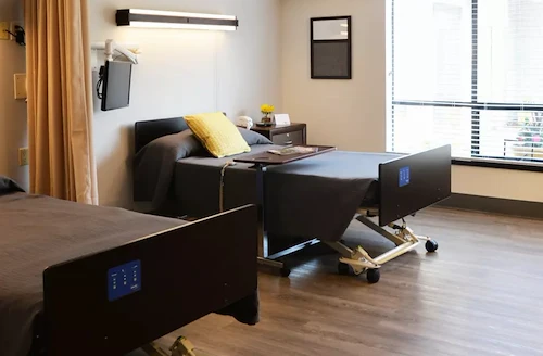 Image of Regency Gresham Nursing & Rehabilitation Center (4)