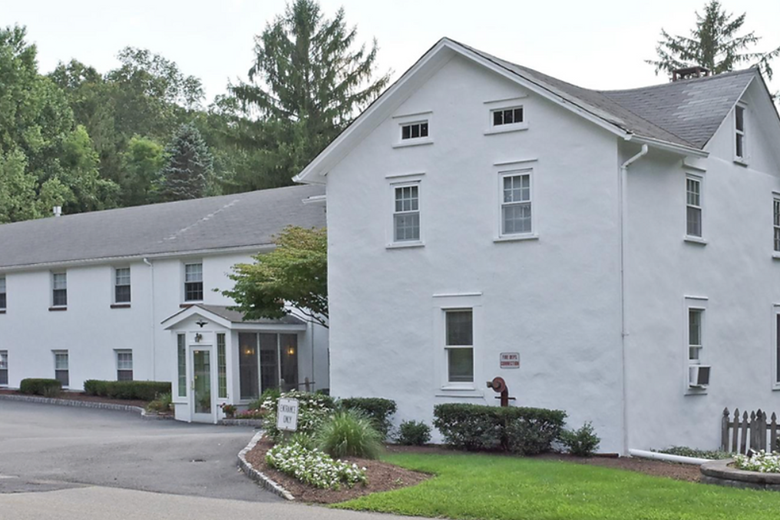 Image of Bryan Manor (2)