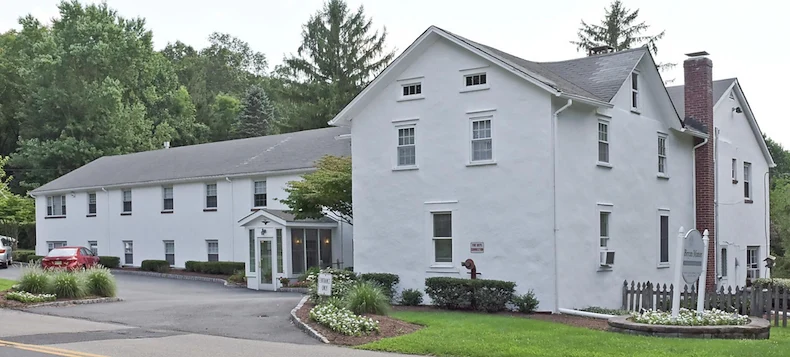 Image of Bryan Manor (2)