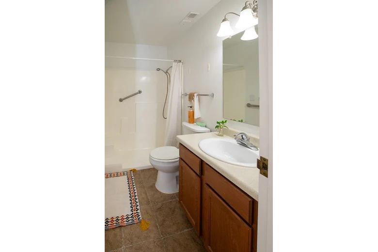Image of Elmwood Senior Living (9)