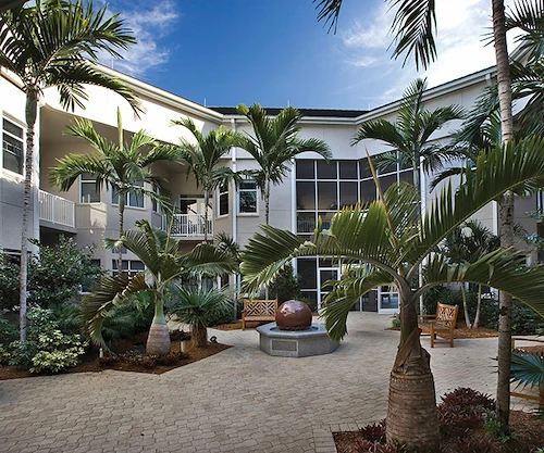 Image of Chateau At Moorings Park, The (1)