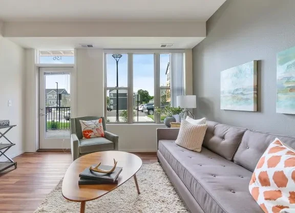 Image of Oaks Landing (8)