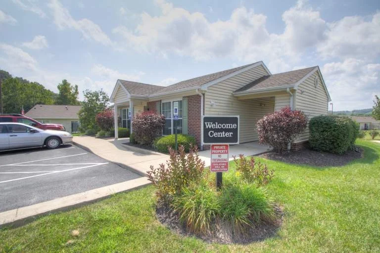 Image of Ashley Grove Apartments (3)