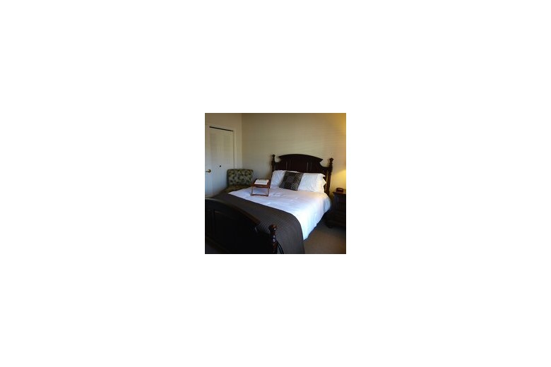 Image of Holly Court Assisted Living (5)