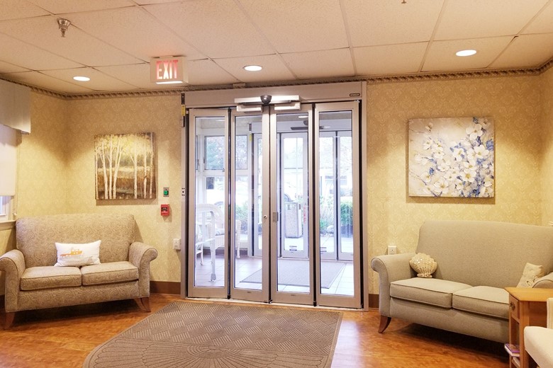 Image of Crest Pointe Rehab & Healthcare (5)