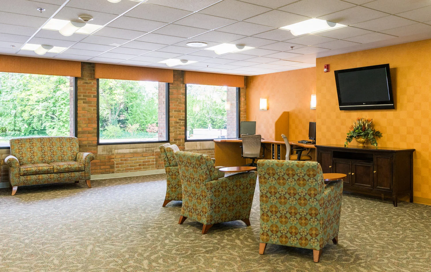 Image of The Pearl Of Hinsdale (7)