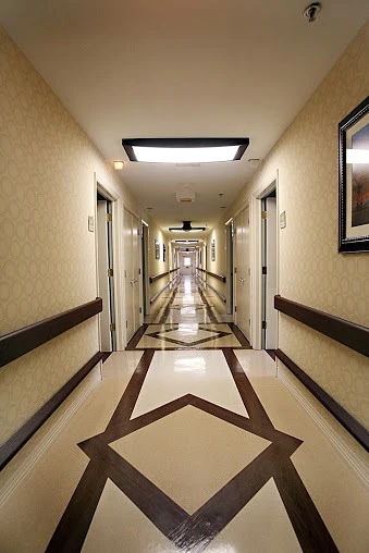 Image of Allure Of Moline (4)