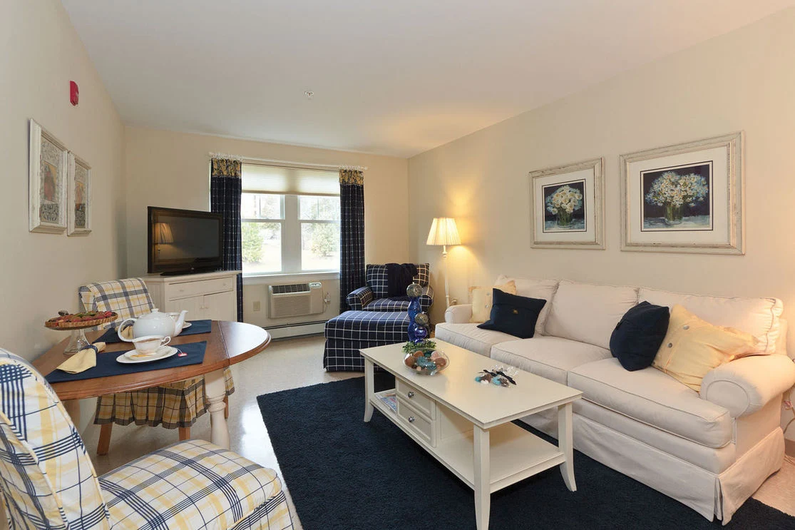 Image of Little Neck Village (4)