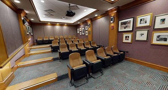 Image of Vi At The Glen (8)