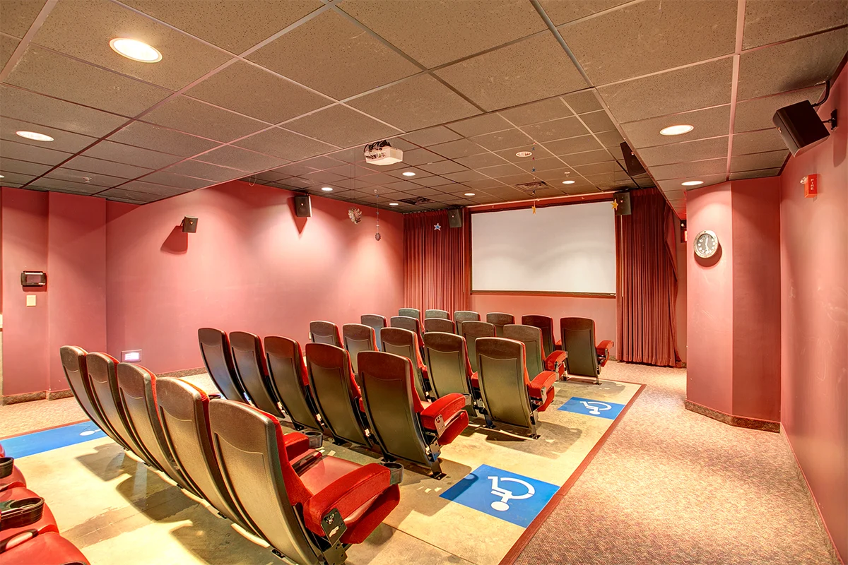 Image of Boutwells Landing (10)