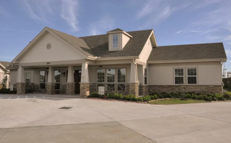 Image of Evergreen Cottages - Magnolia Cottage (1)
